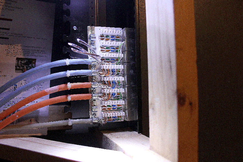 Netzwerk kabelanschlussbild